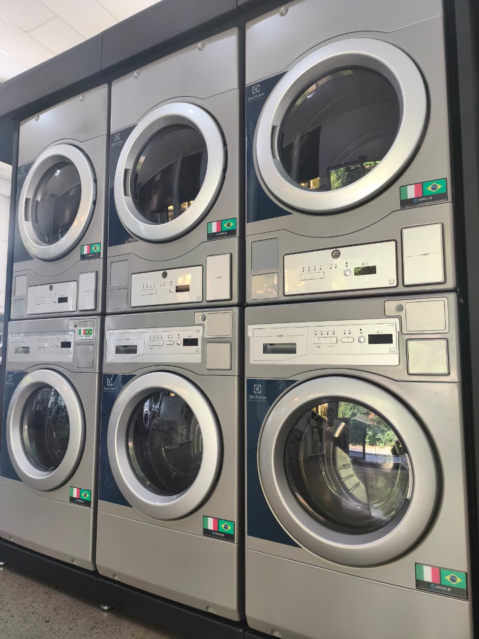 WhatsApp Image 2025 12 05 at 16.06.34